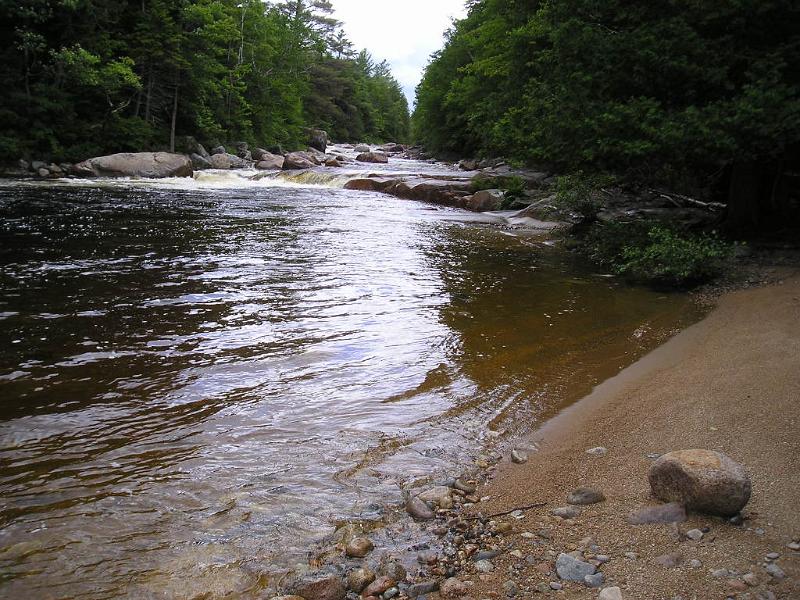 PemiBridgeHike (6).JPG - The beach was nearly gone.